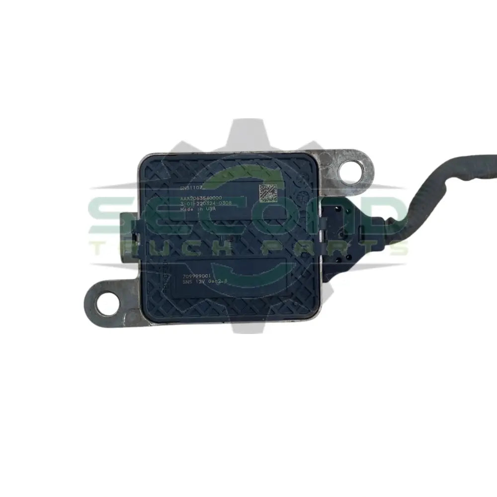 1004-1043 Genuine International Nitrogen Oxide Nox Sensor - NOx Sensors