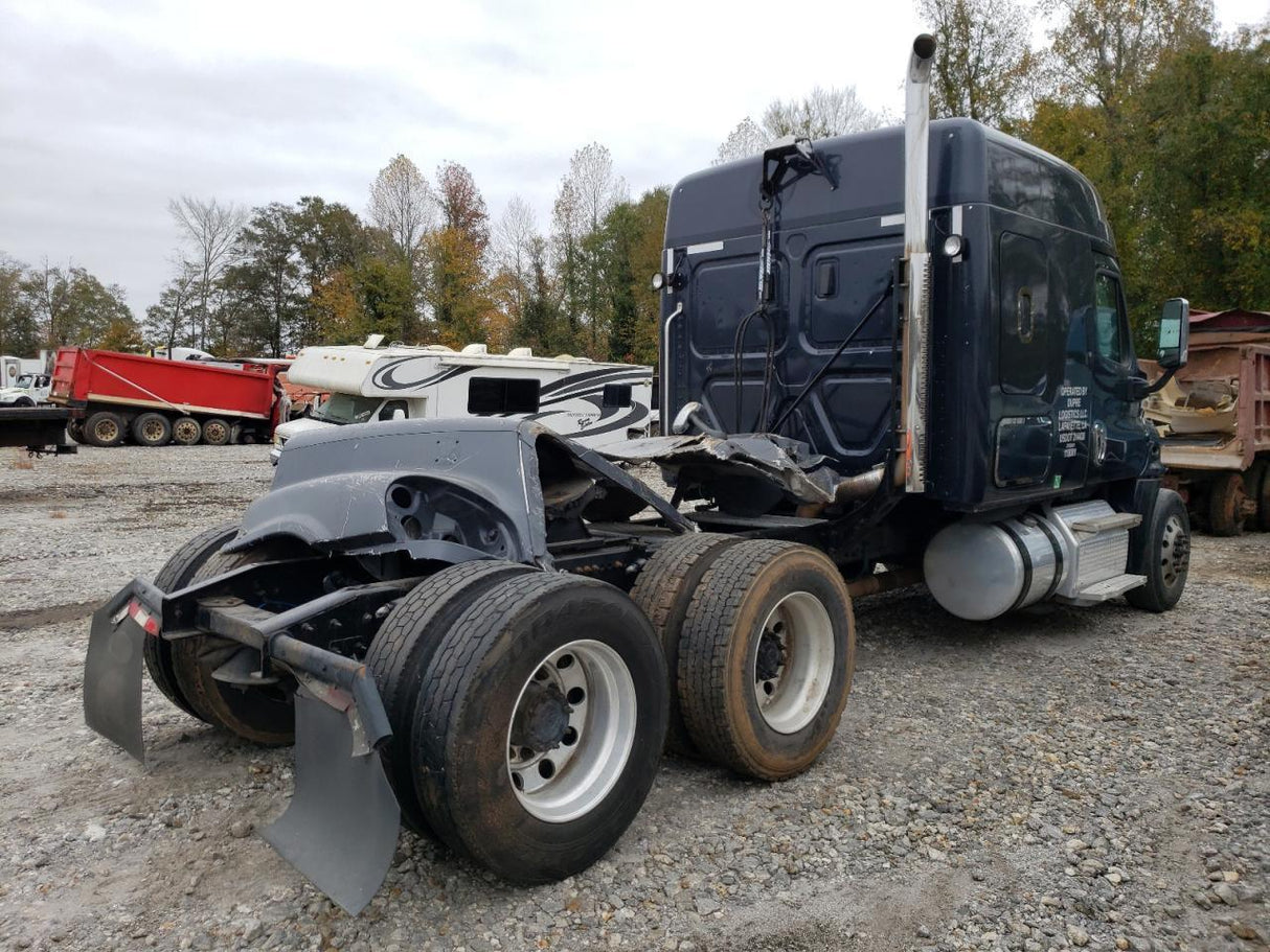 MR2014X247 Genuine Freightliner Rear Differential Assembly 2.47 Ratio - Second Truck Parts