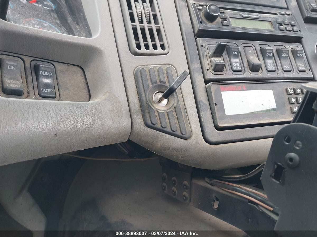 2009 INTERNATIONAL 8600 3.9 RATIO - Second Truck Parts