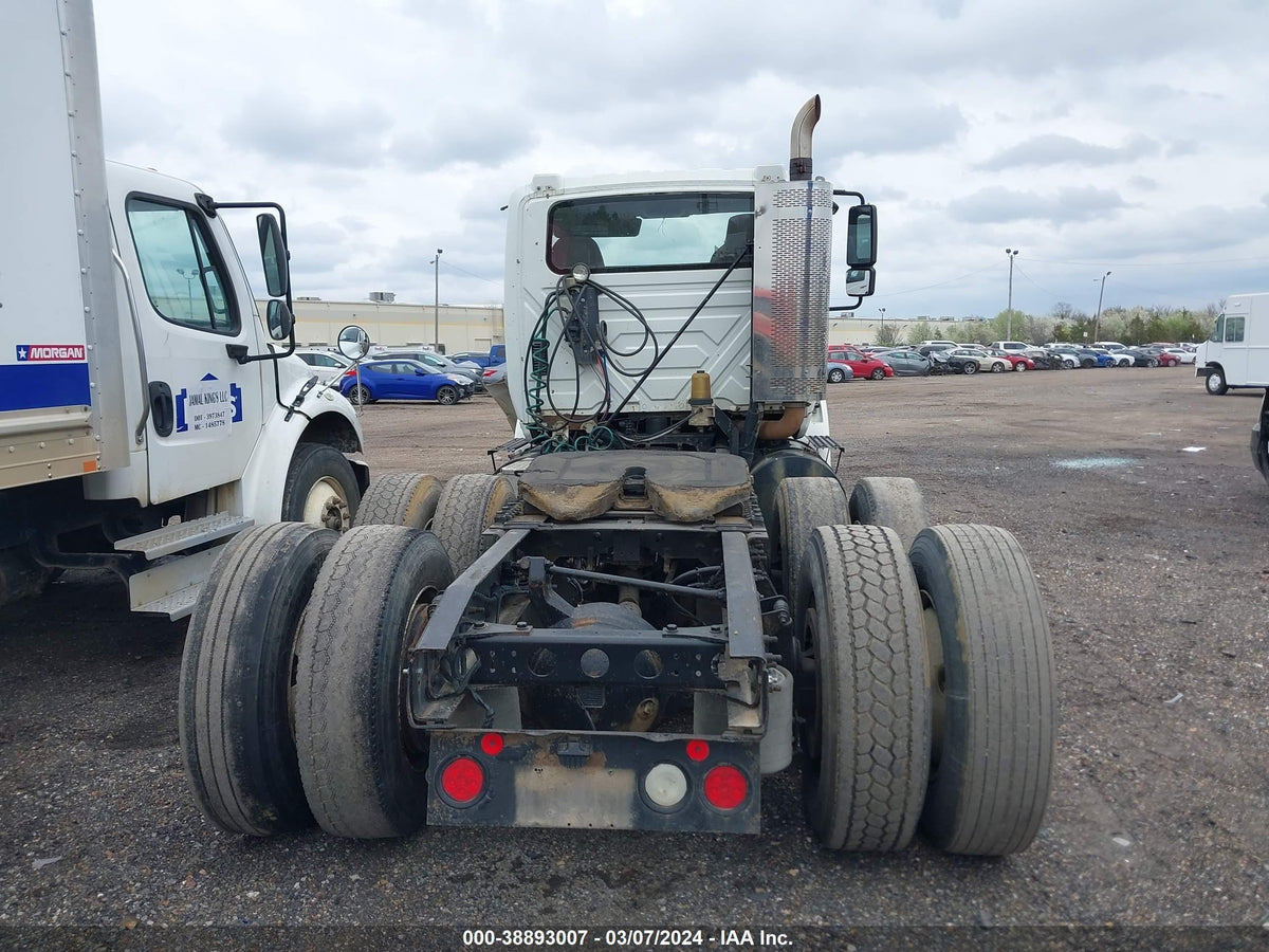 2009 INTERNATIONAL 8600 3.9 RATIO - Second Truck Parts