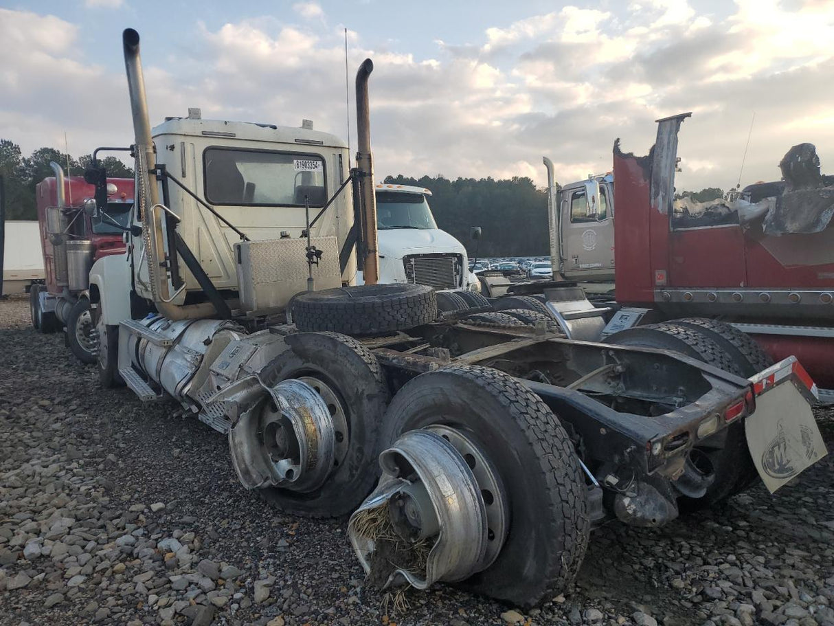 2012 Mack CACK613 - Second Truck Parts