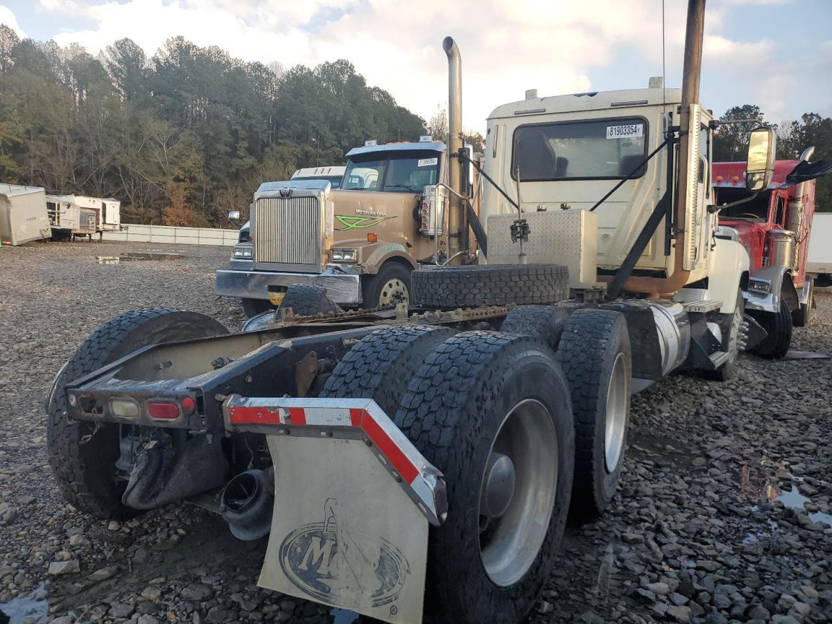 2012 Mack CACK613 - Second Truck Parts