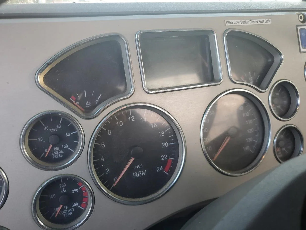 2012 Mack CACK613 - Second Truck Parts