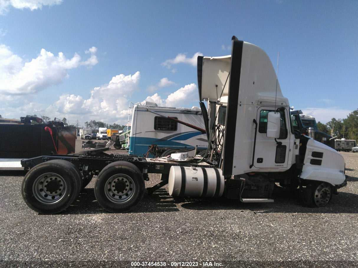 2022 MACK ANTHEM RATIO 2.64 - Second Truck Parts