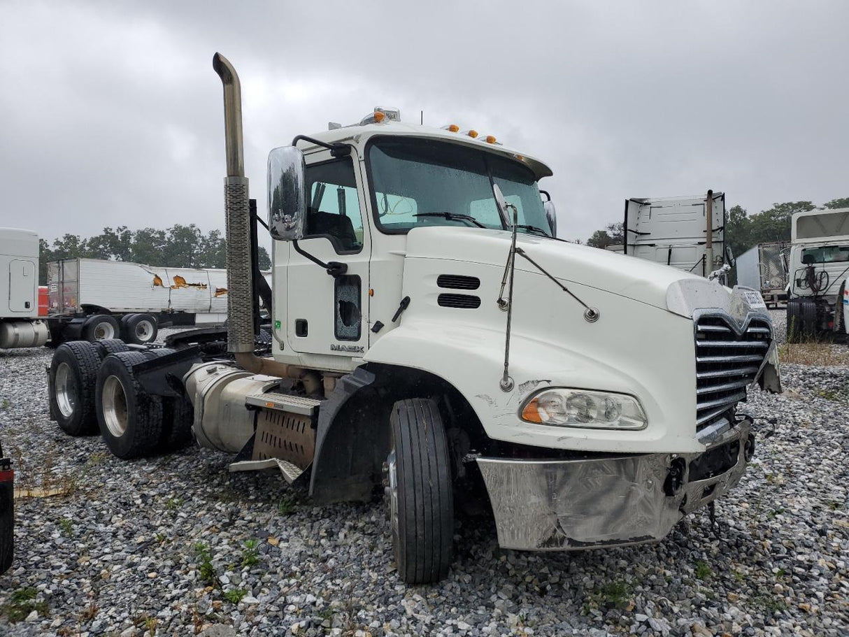 2015 MACK CXU613 RATIO 3.36 - Second Truck Parts