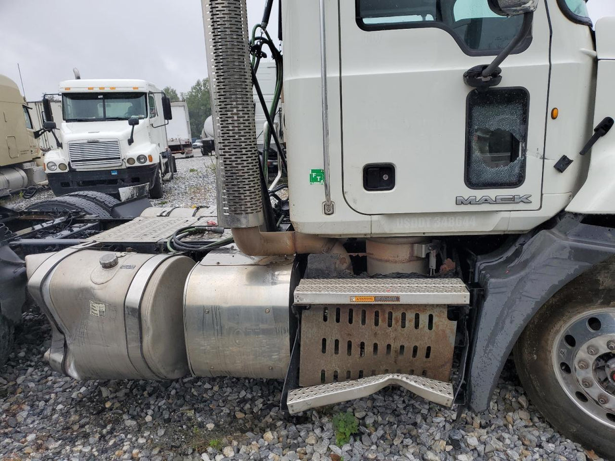 2015 MACK CXU613 RATIO 3.36 - Second Truck Parts