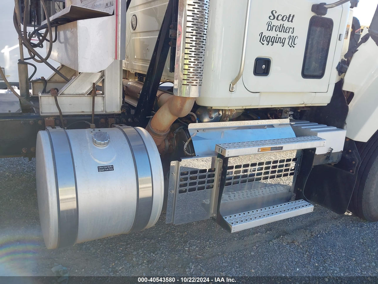 2022 MACK PINNACLE - Second Truck Parts