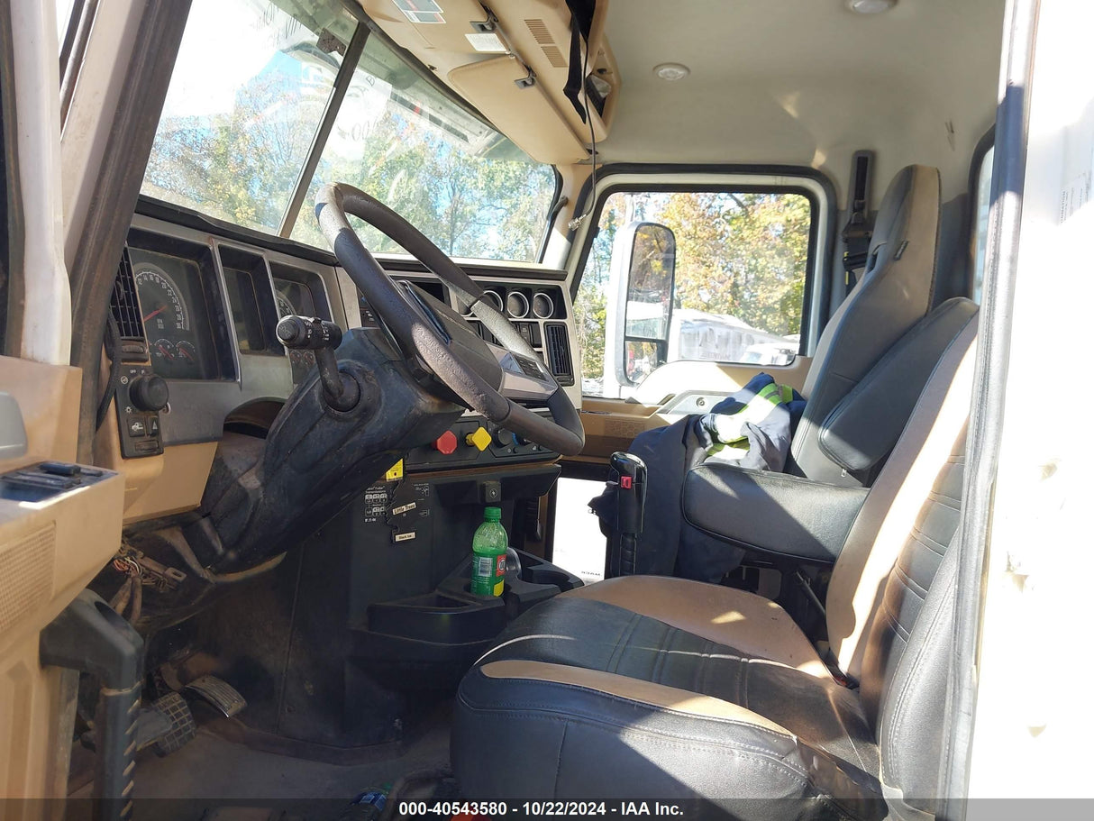 2022 MACK PINNACLE - Second Truck Parts