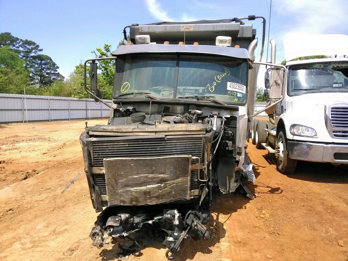 2004 MACK CHU600 RATIO 4.35 - Second Truck Parts