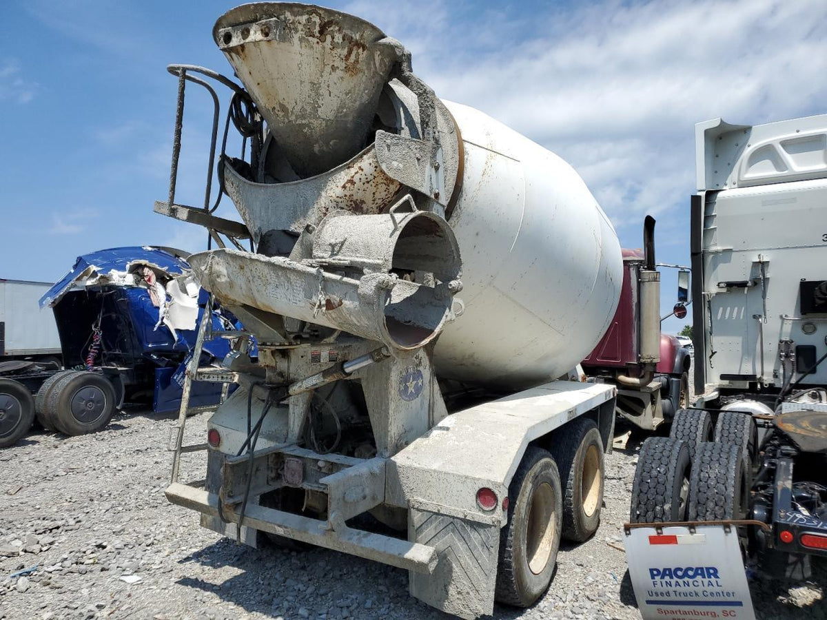 2006 MACK CV713 - Second Truck Parts