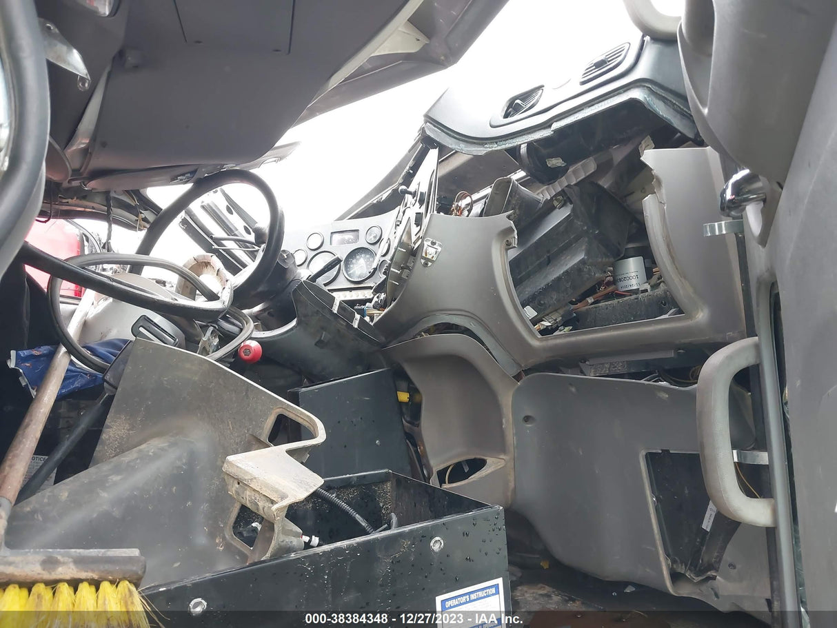 2015 PETERBILT 365 5.63 RATIO - Second Truck Parts