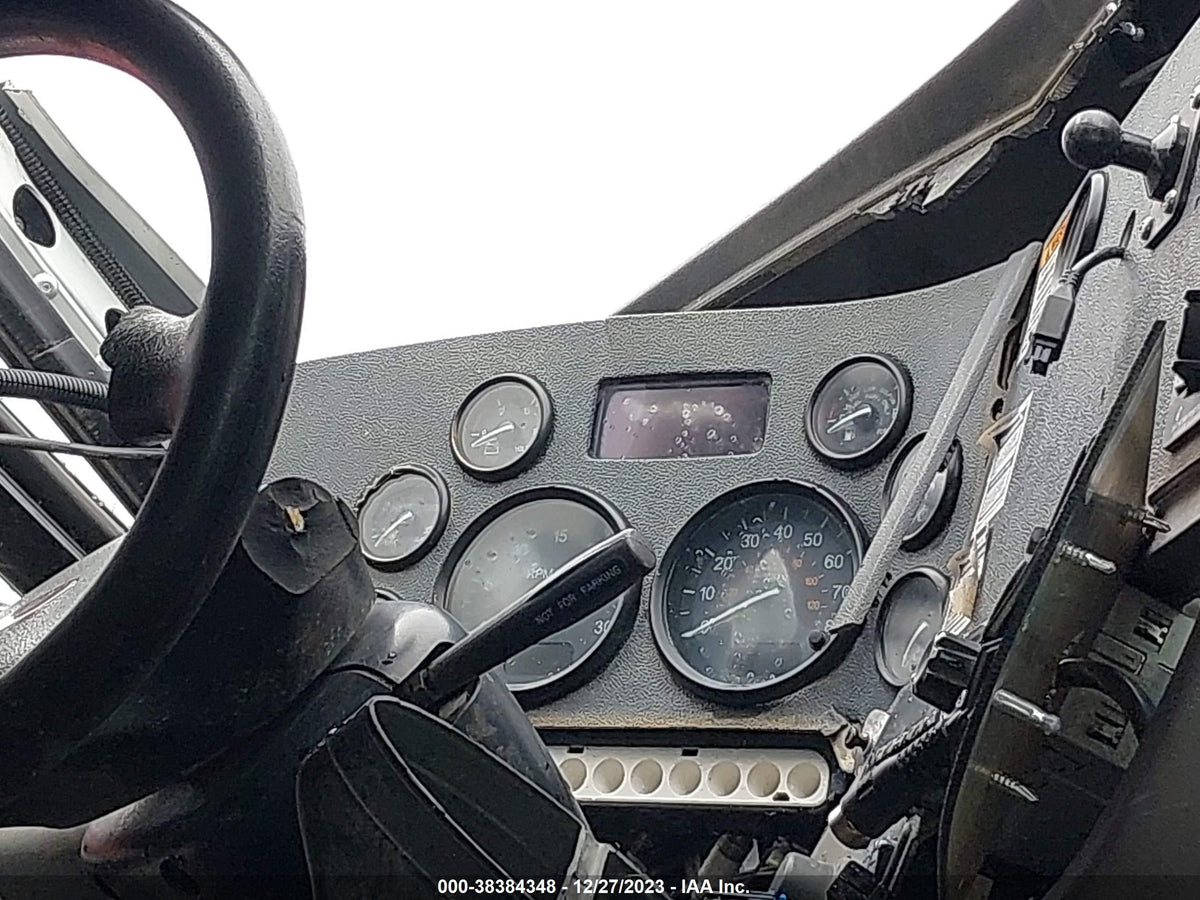 2015 PETERBILT 365 5.63 RATIO - Second Truck Parts