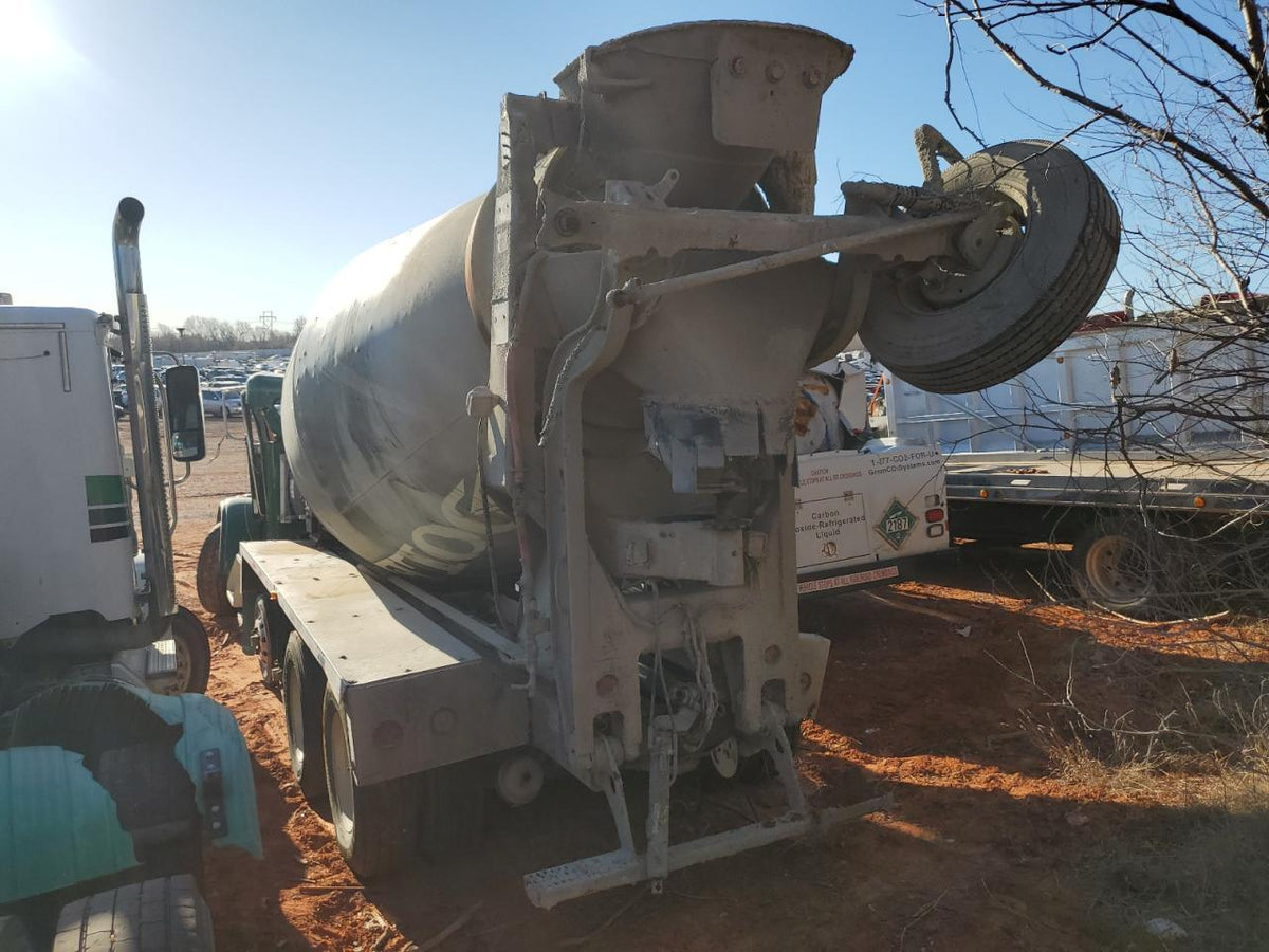 2015 Peterbilt Conventional 365 - Second Truck Parts