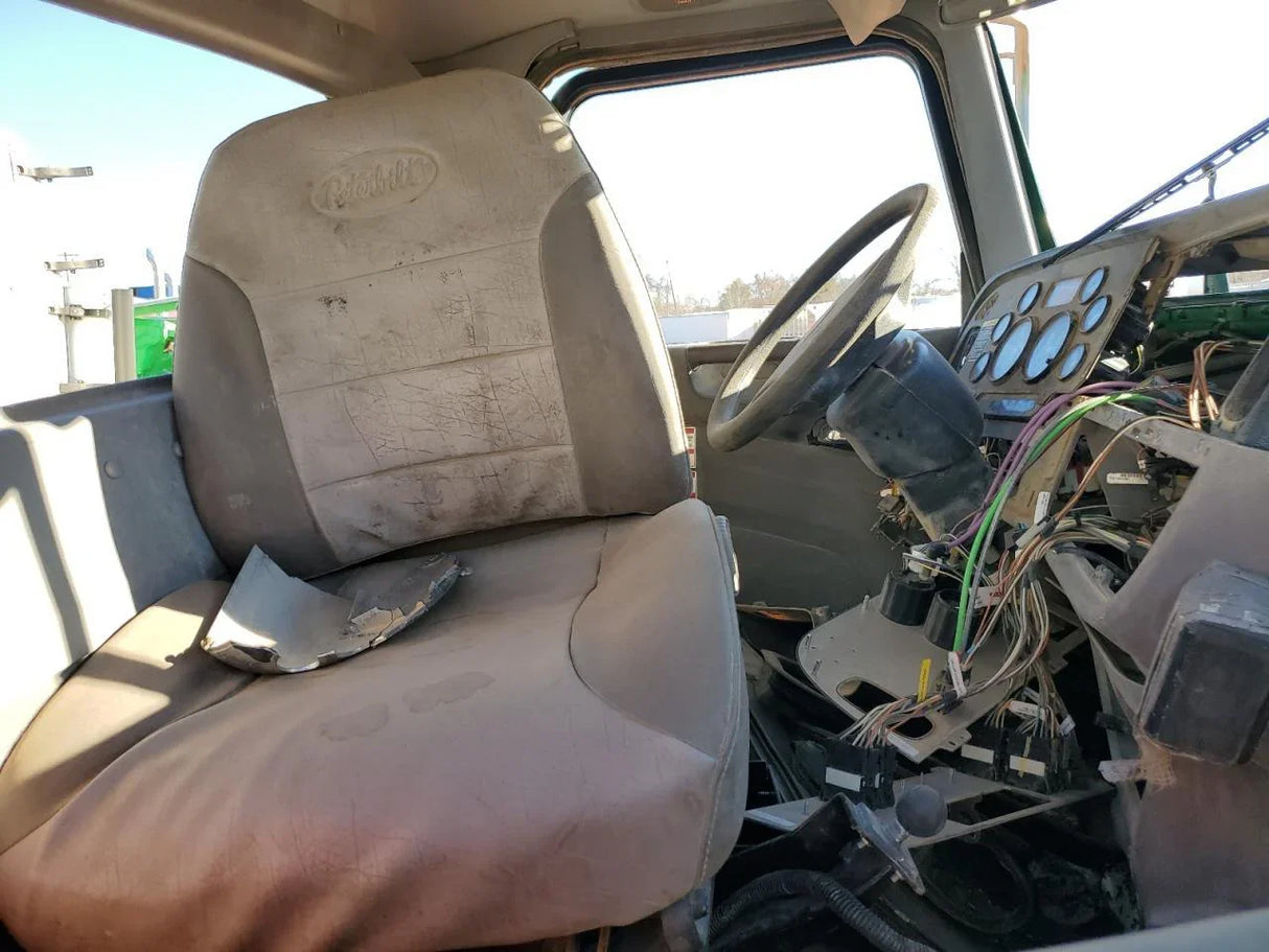 2015 Peterbilt Conventional 365 - Second Truck Parts