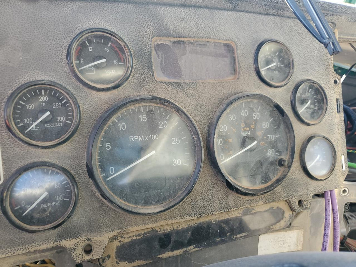 2015 Peterbilt Conventional 365 - Second Truck Parts