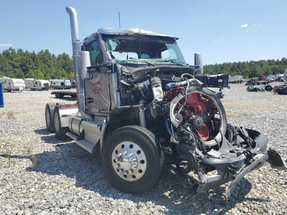 2016 Kenworth 310 - Second Truck Parts