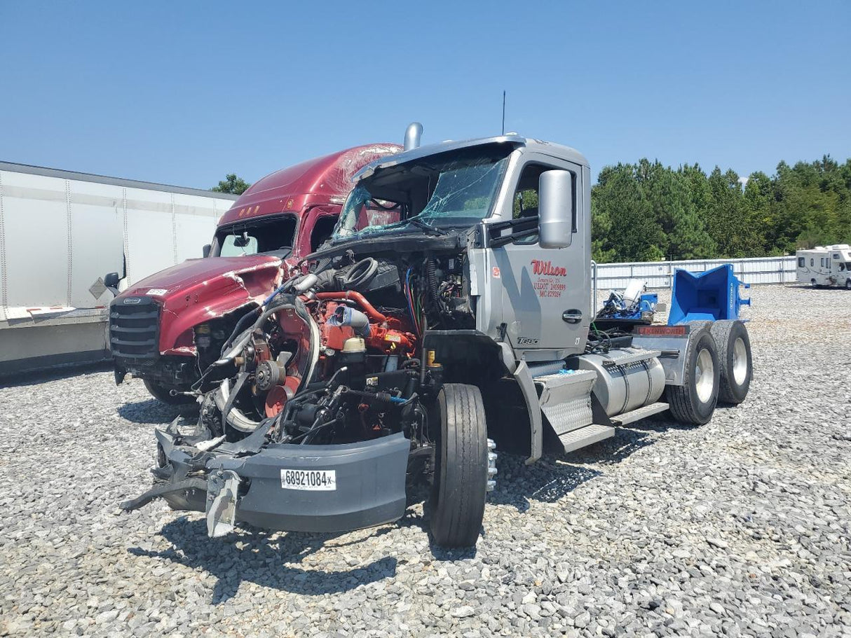 2016 Kenworth 310 - Second Truck Parts
