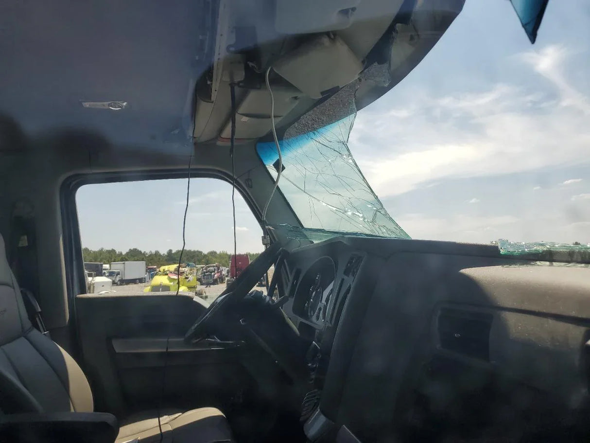 2016 Kenworth 310 - Second Truck Parts