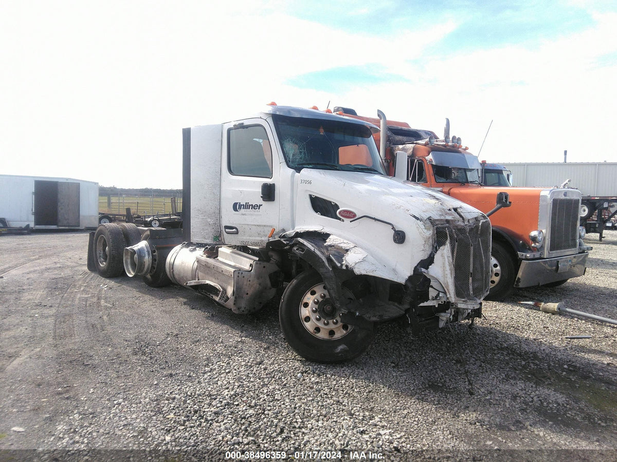 2015 PETERBILT 579 MX13 475HP RATIO 3.36 - Second Truck Parts