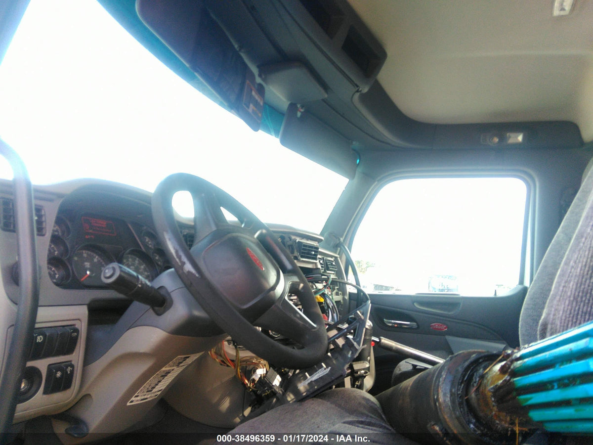 2015 PETERBILT 579 MX13 475HP RATIO 3.36 - Second Truck Parts