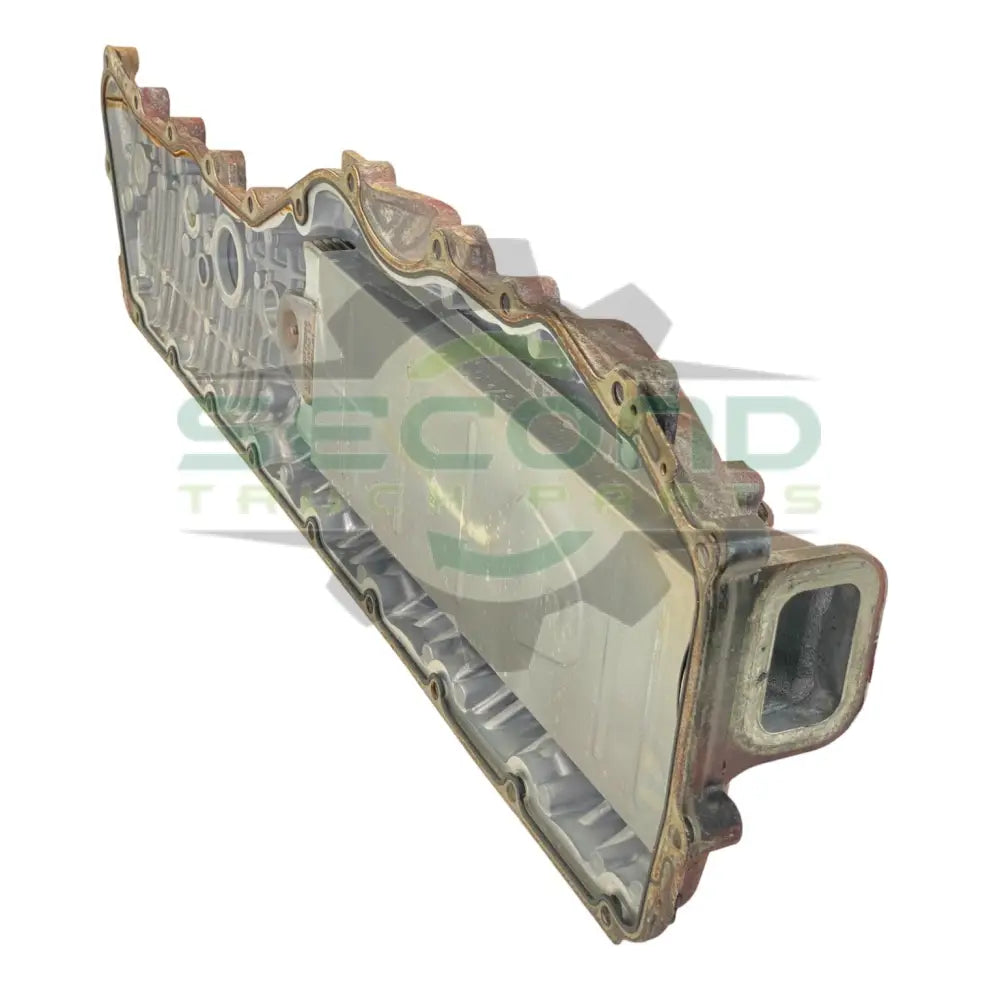 23586737 Genuine Volvo Cylinder Block Head Valve Cover With Oil Cooler - Valves
