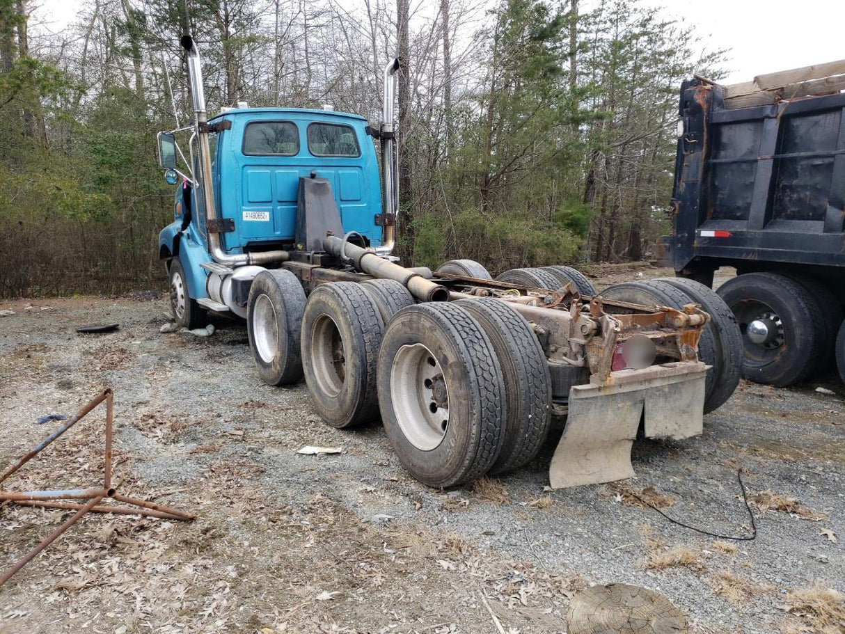 2000 STERLING LT9500 - Second Truck Parts
