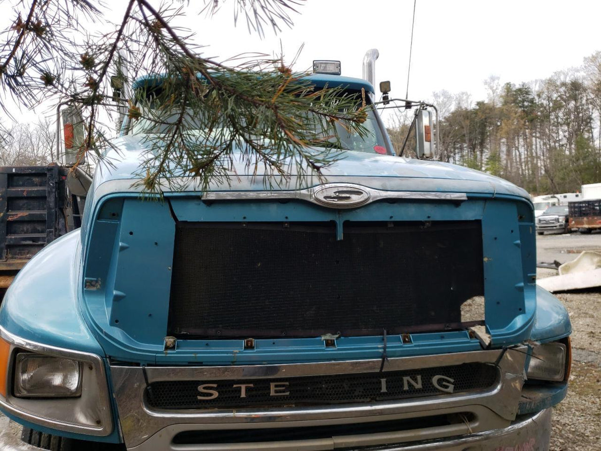 2000 STERLING LT9500 - Second Truck Parts