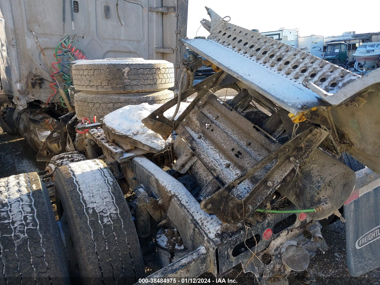 2022 Freightliner Cascadia - Second Truck Parts