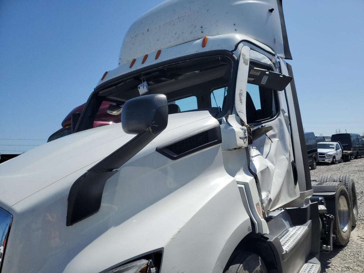 2024 Freightliner Cascadia 116 - Second Truck Parts