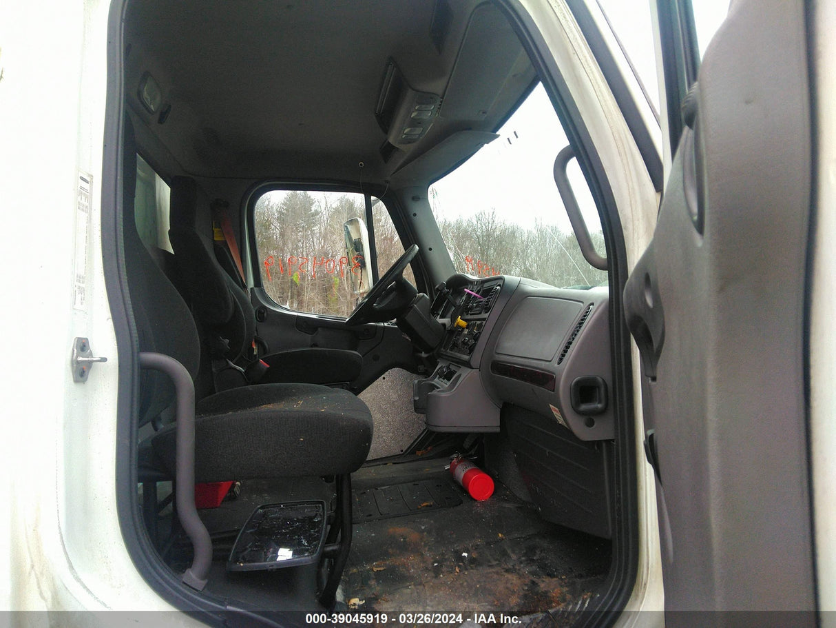 2017 FREIGHTLINER M2 - Second Truck Parts