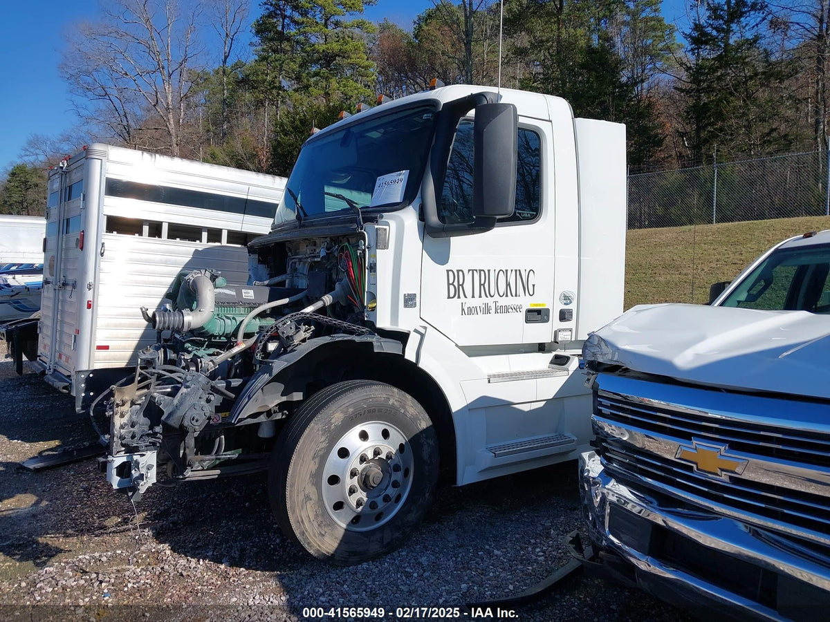 2018 Volvo VNL - Second Truck Parts
