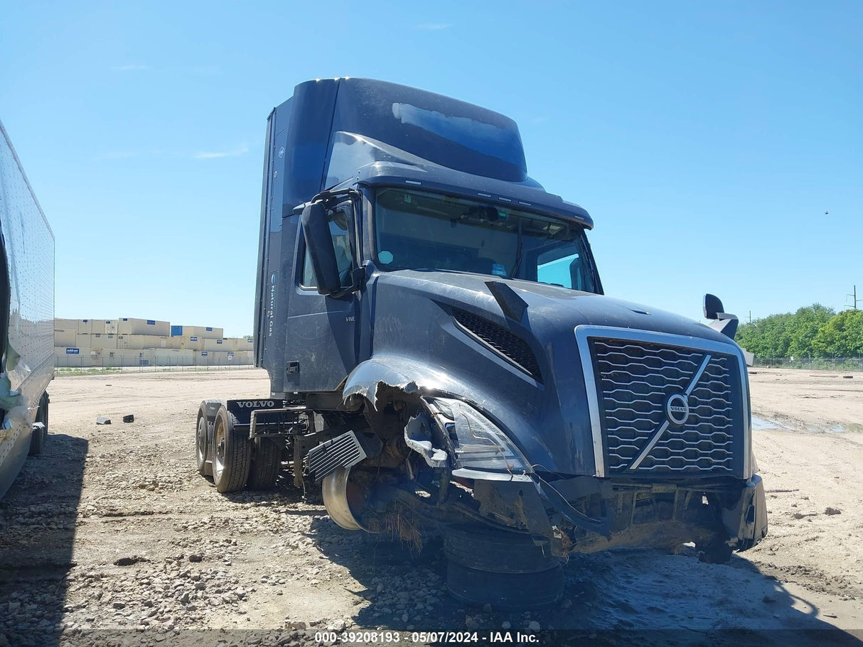 2022 VOLVO VNL X15G 400HP RATIO 3.42 - Second Truck Parts
