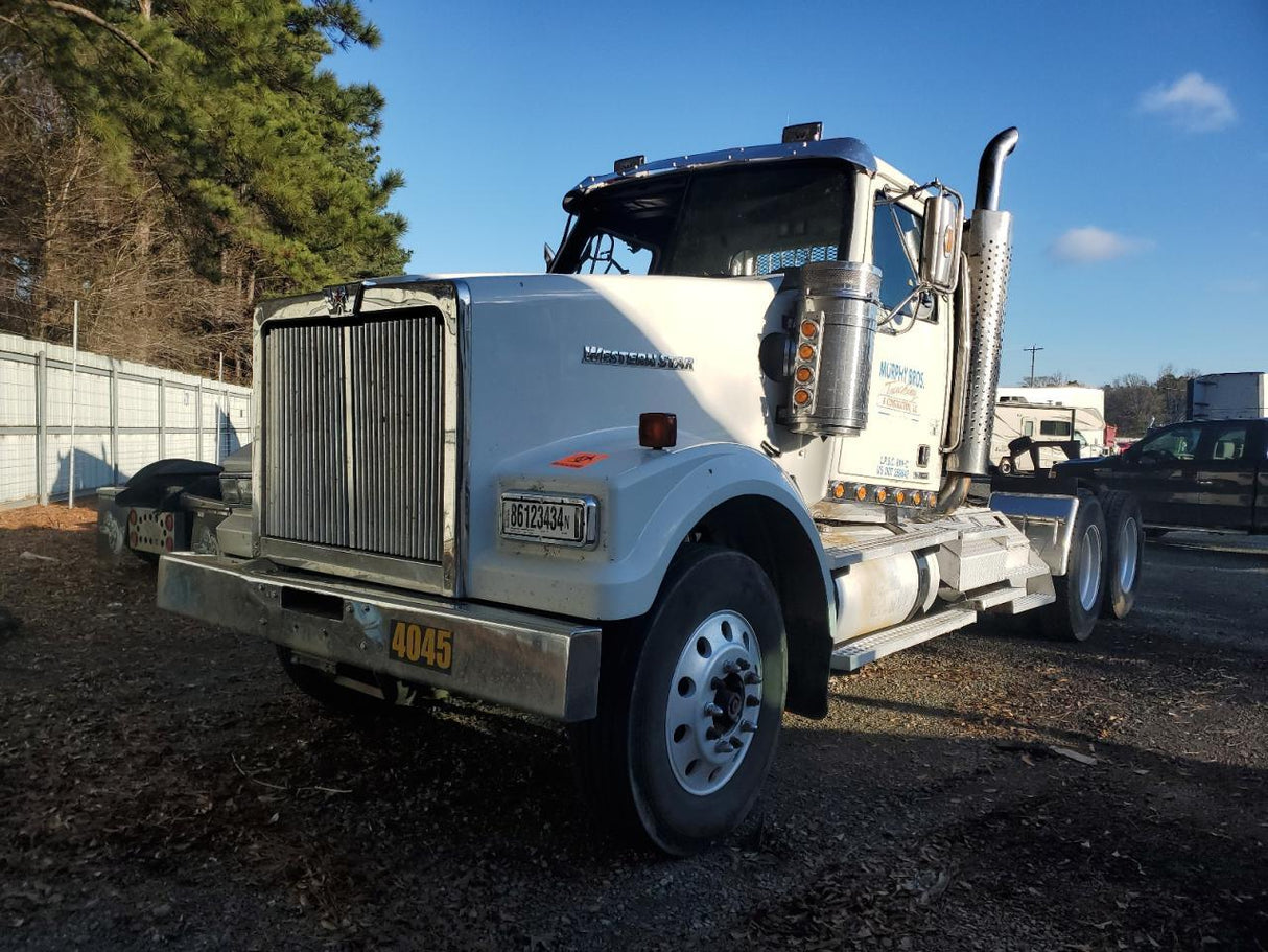 2016 Western Star 4900FA - Second Truck Parts