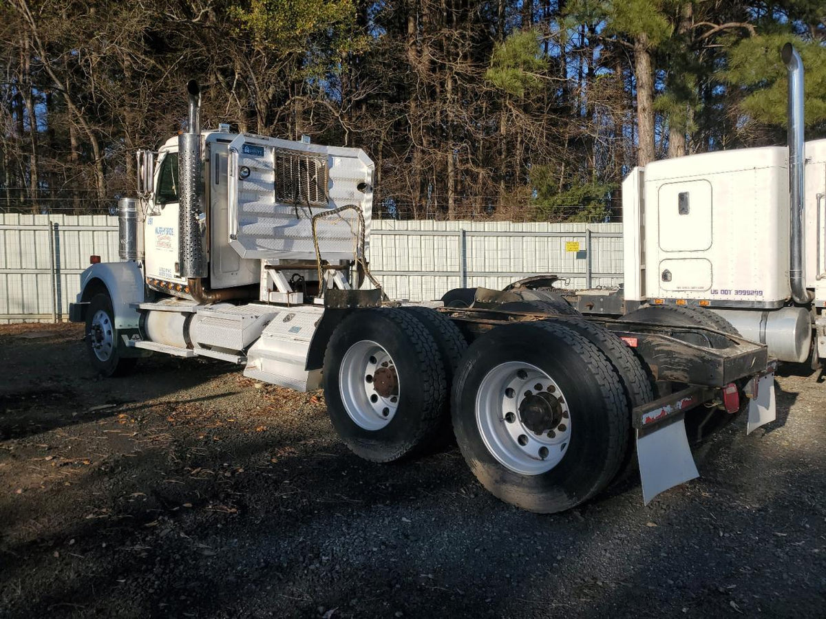 2016 Western Star 4900FA - Second Truck Parts