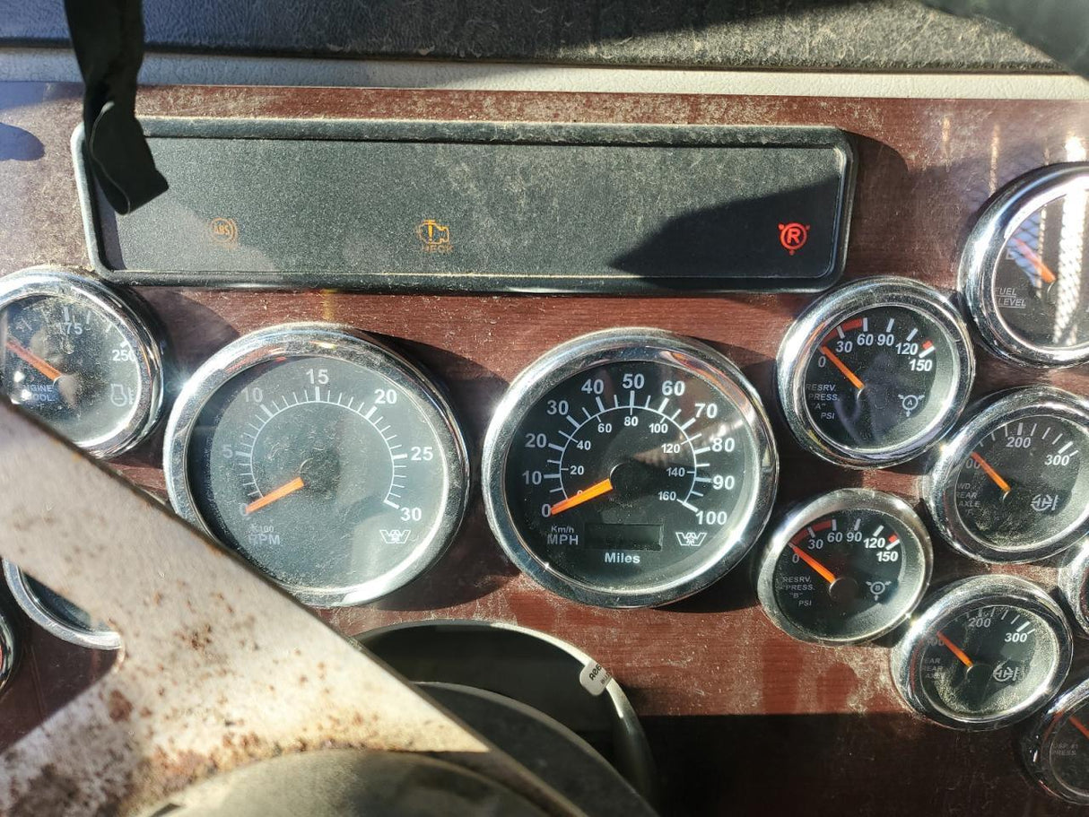 2016 Western Star 4900FA - Second Truck Parts