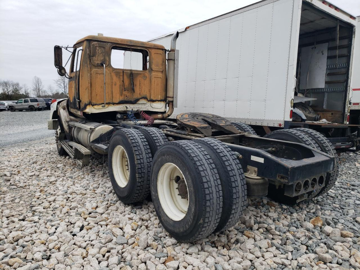 2018 WESTERN STAR 4900SA - Second Truck Parts