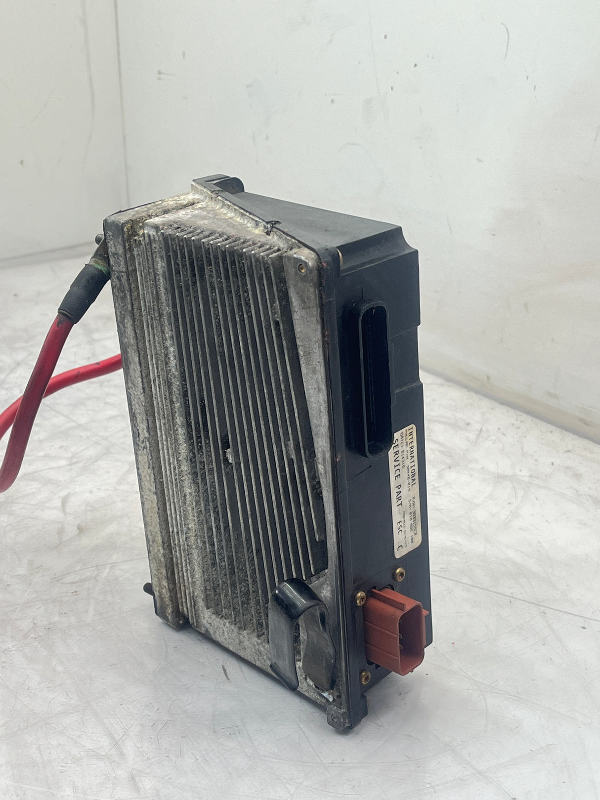 3833155C2 Genuine International Module Electronic Control Chassis