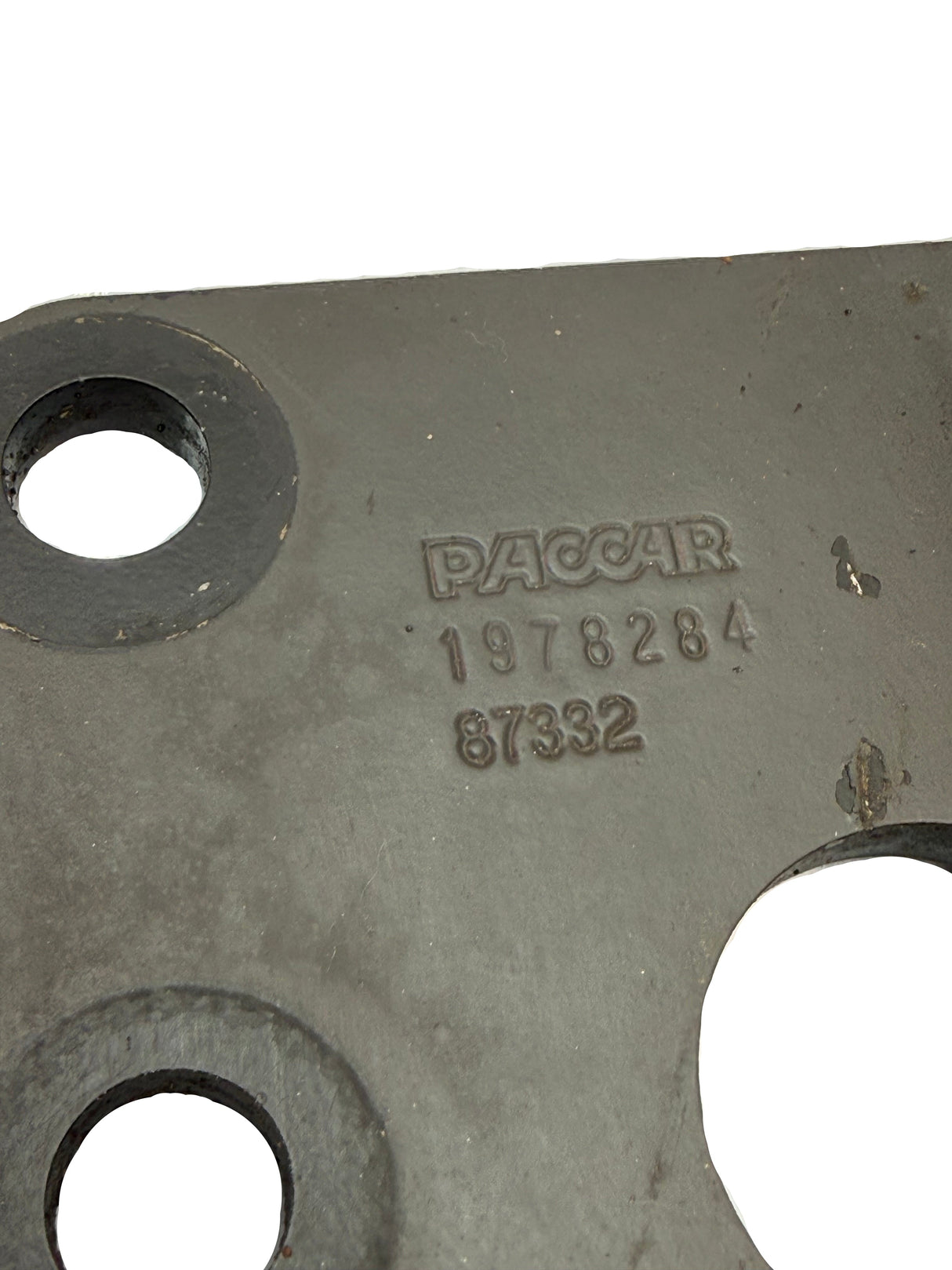 1978284 PE Genuine Paccar Front Lifting Bracket