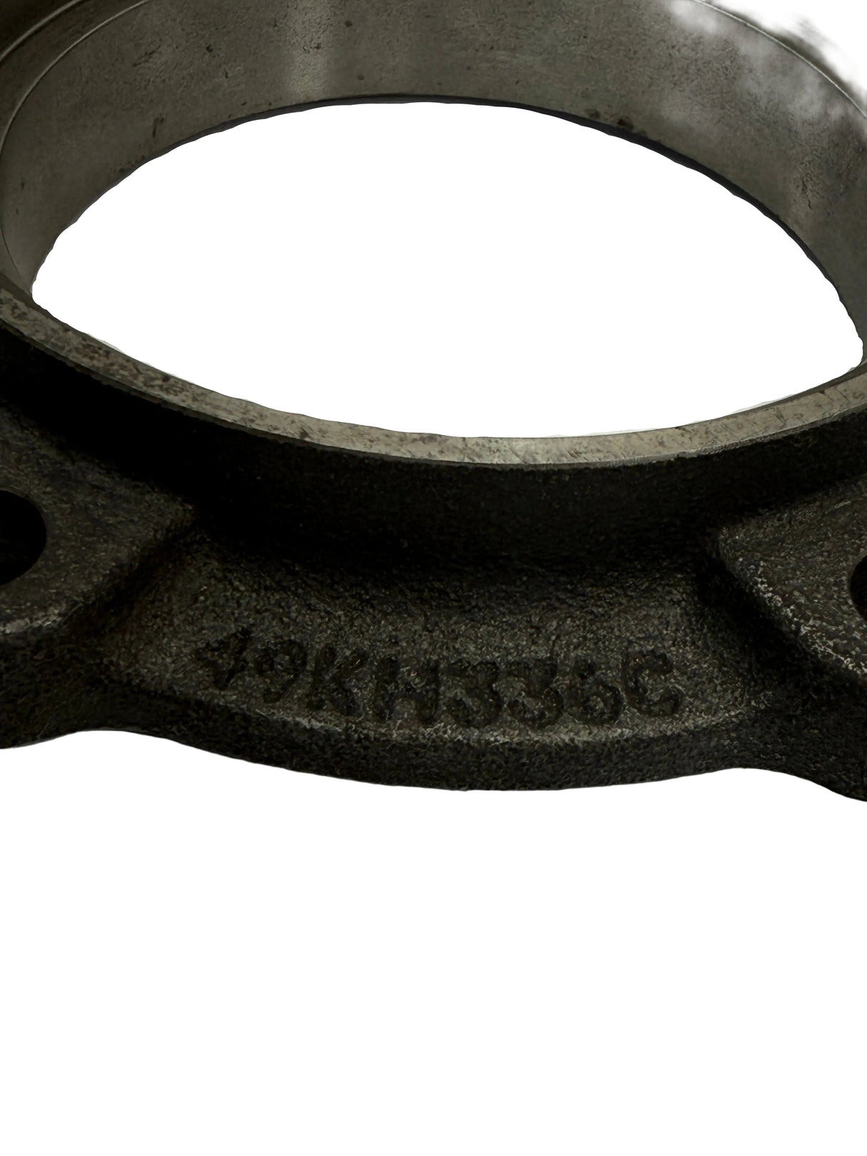 49KH336B Genuine Mack Power Divider Bearing Cover