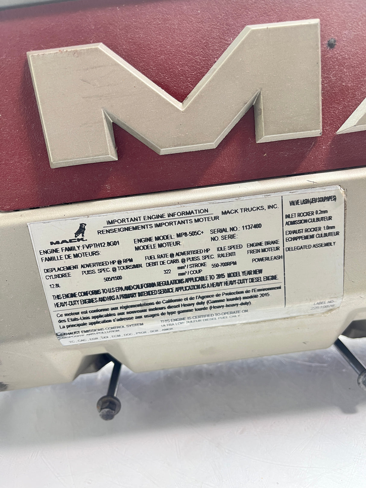 21868353 Genuine Mack Engine Valve Cover MP8