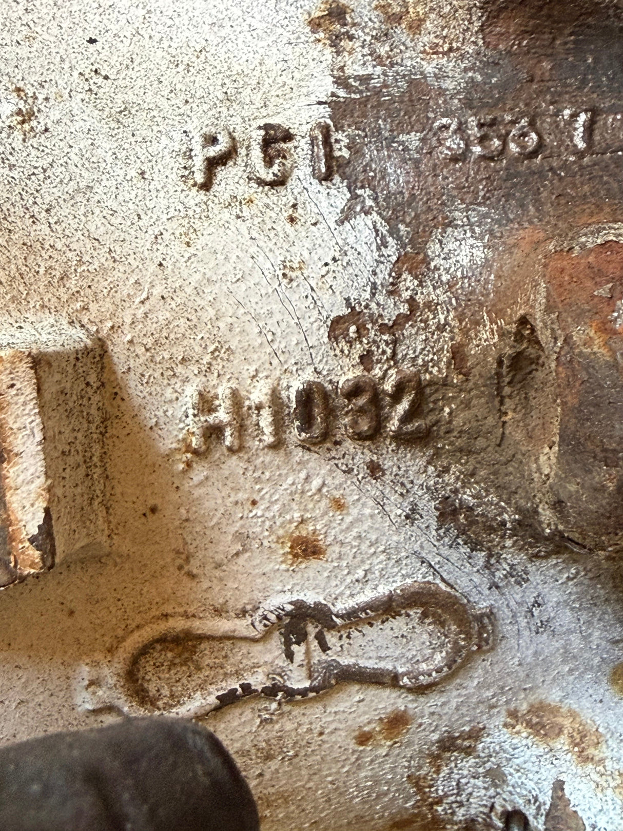 Genuine Meritor Hub