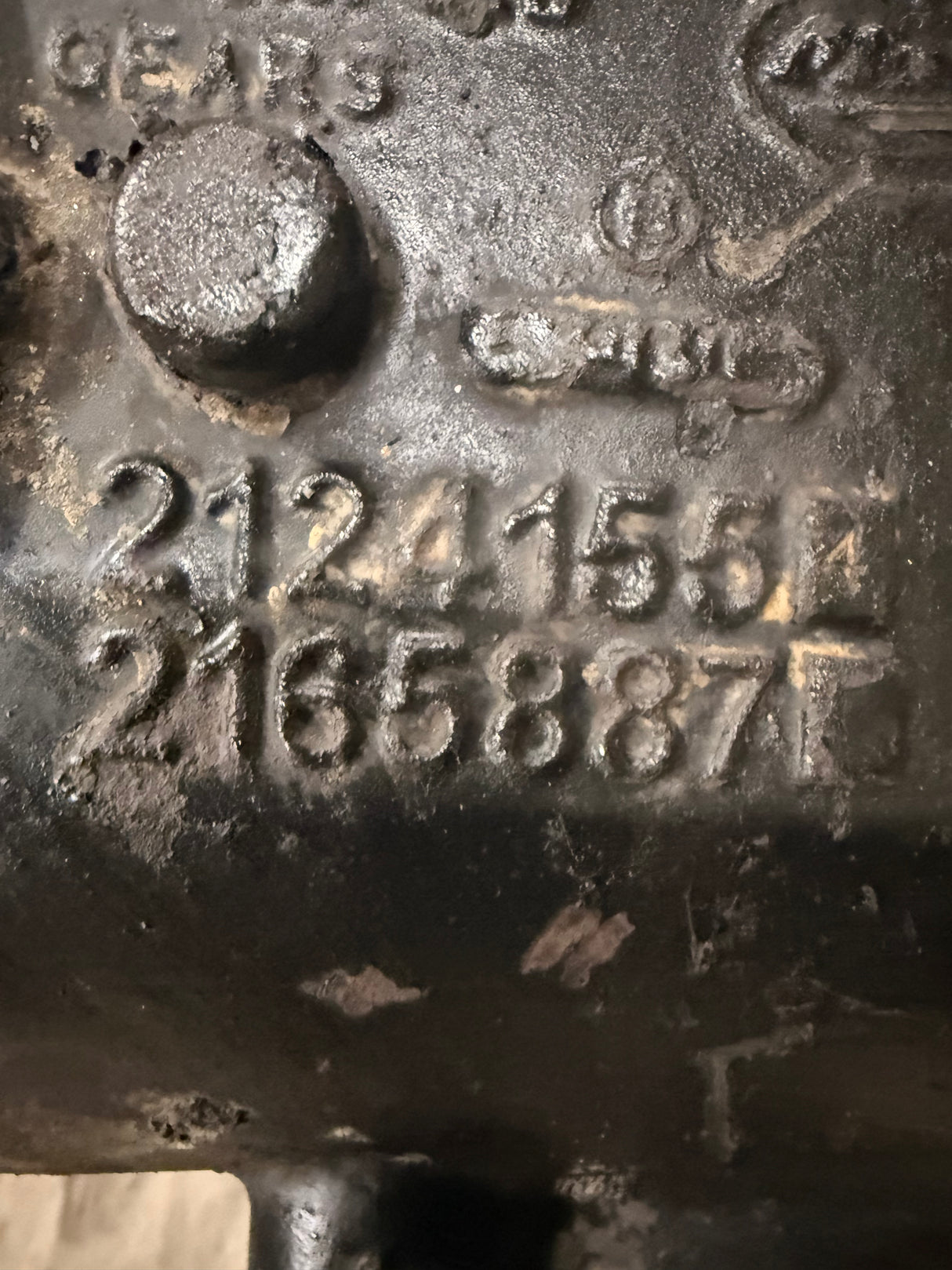 2124155 Genuine Mack Front Differential 3.98