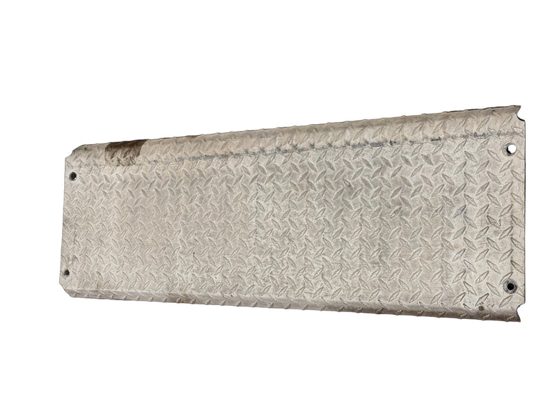 M22-6082 Genuine Paccar Exhaust DPF Cover