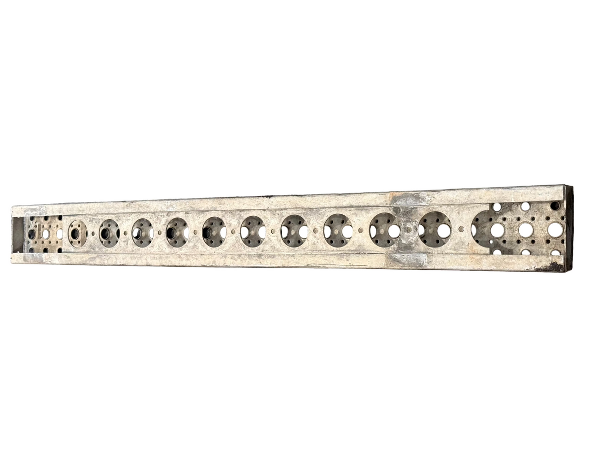 Genuine Freightliner Aluminum Adjustable Fuel Tank Step 53,5"x5,5"