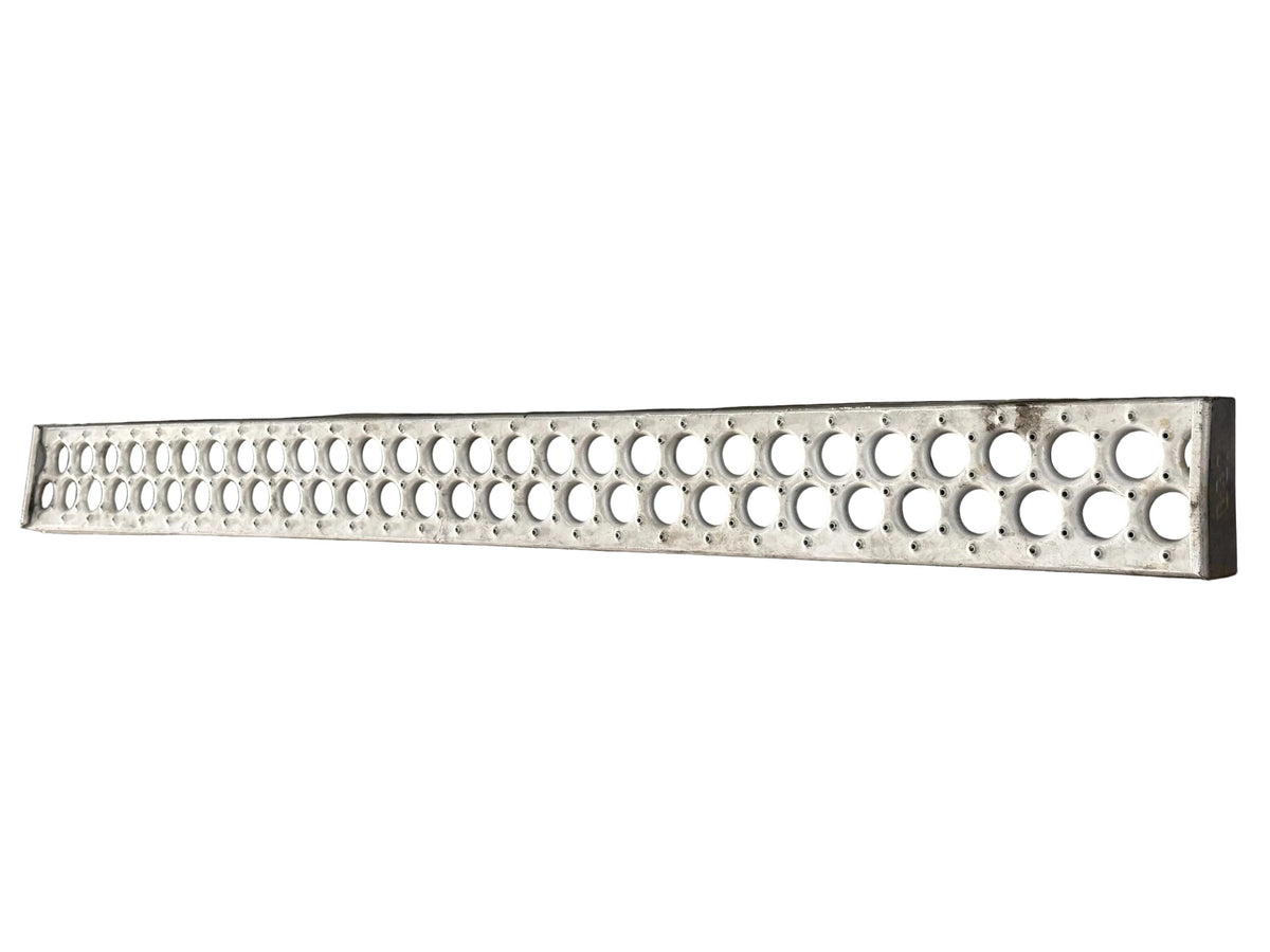 Genuine Western Star Wide Polished Cover Step 58’’ - Steps