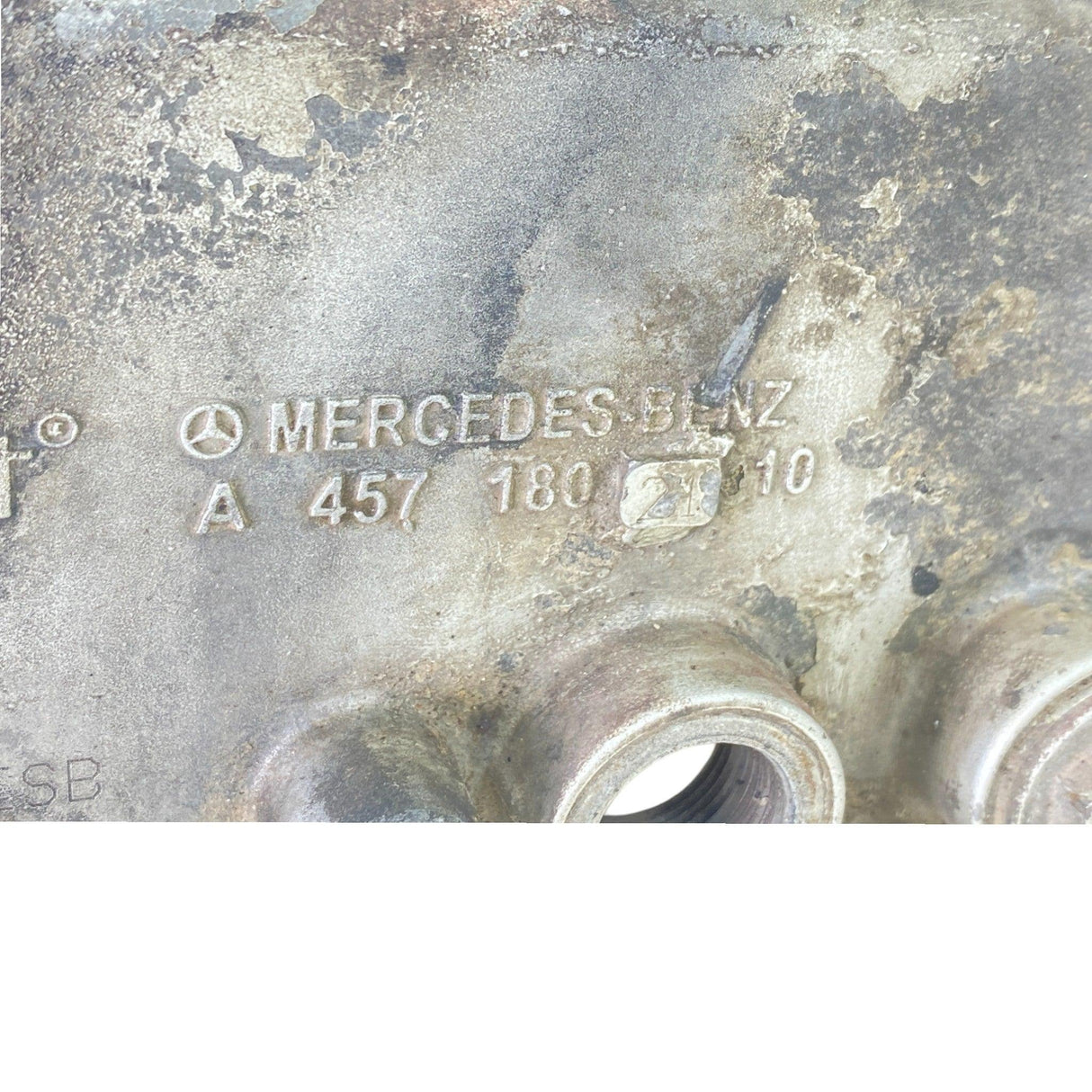 A4571802110 Detroit Diesel Oil Filter Housing With Oil Cooler - Second Truck Parts