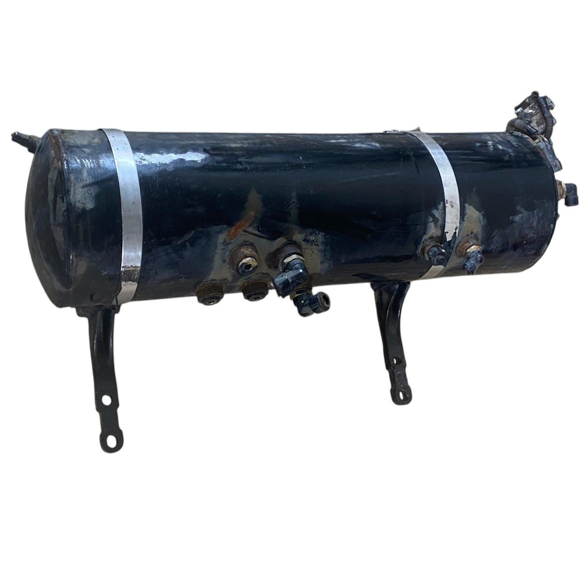 21183460 Genuine Volvo Air Tank 33" X 10" - Second Truck Parts