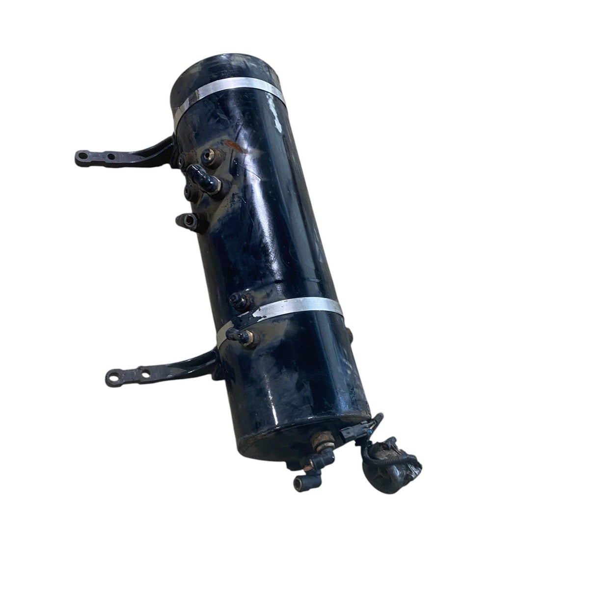 21183460 Genuine Volvo Air Tank 33" X 10" - Second Truck Parts