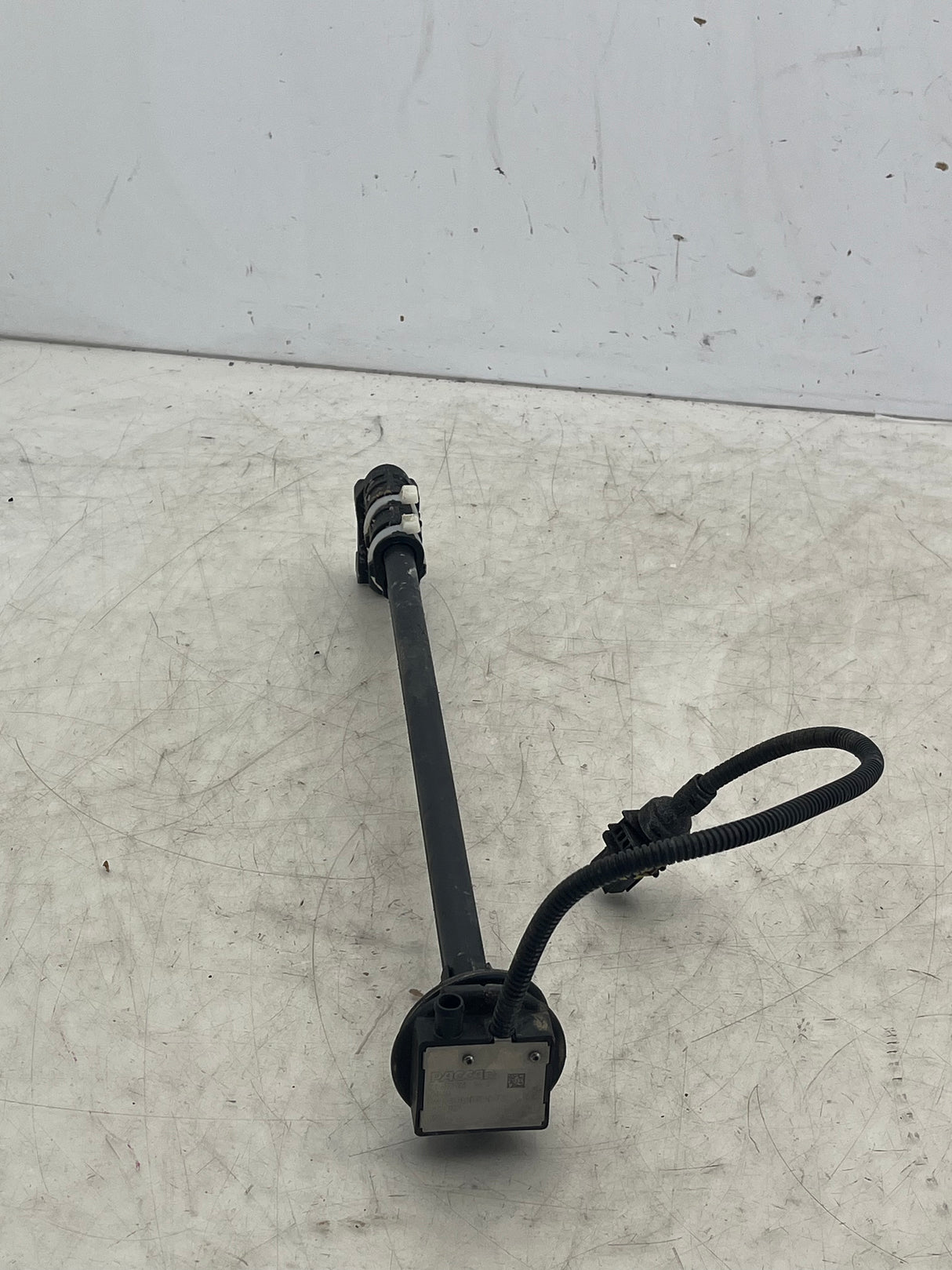 Q21-6170-003 Genuine Kenworth DEF Concentration Sensor - Second Truck Parts