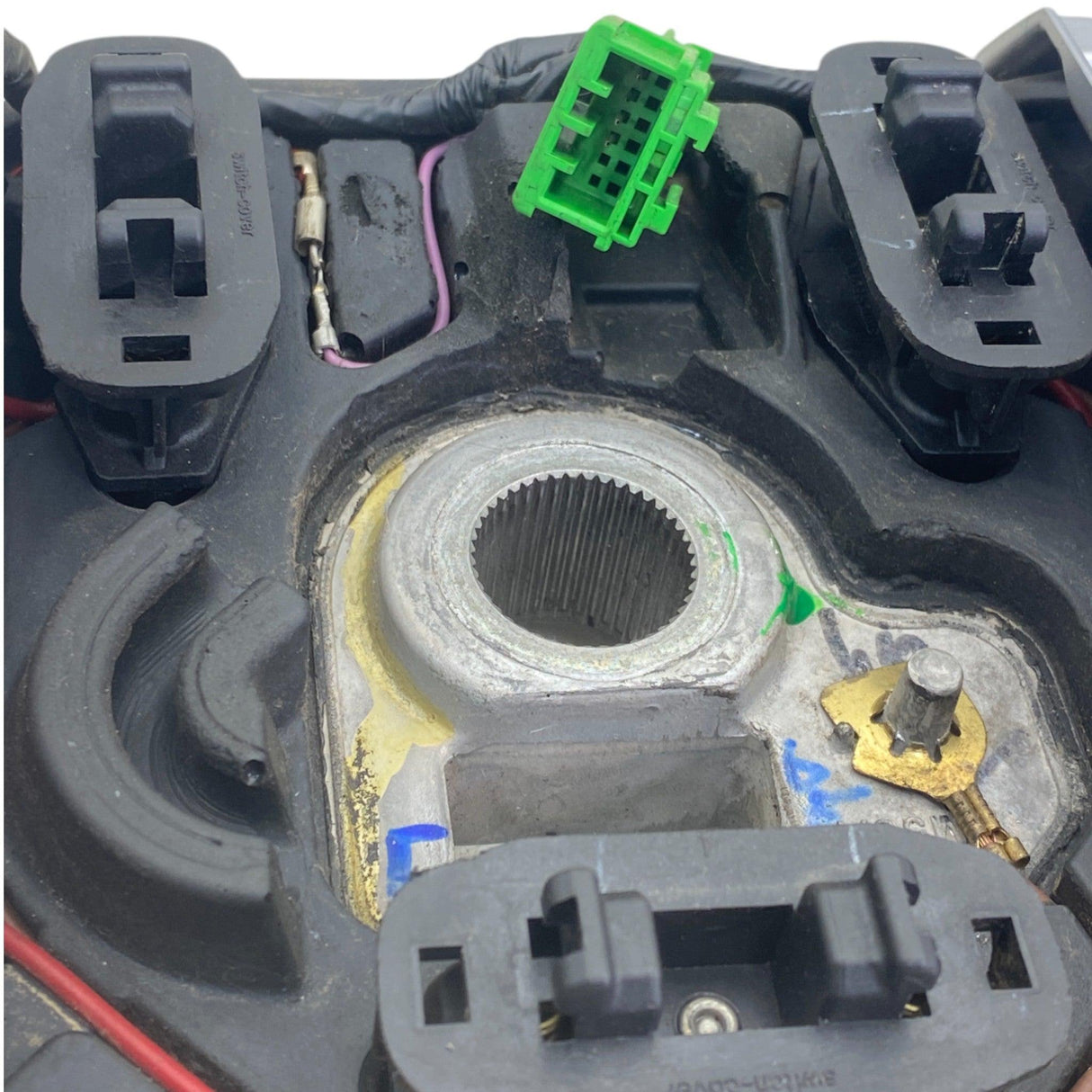 82753793 Genuine Volvo Steering Wheel - Second Truck Parts